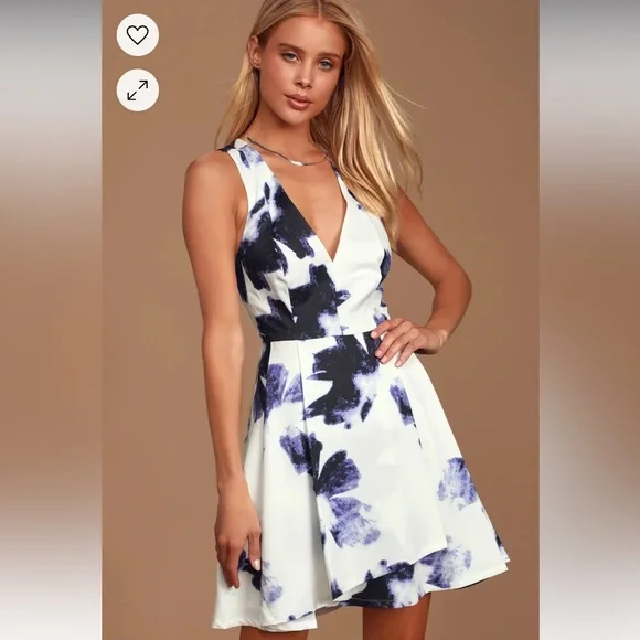 Seeing Chic Blue and Ivory Print Skater Dress, XS - Picture 2 of 14